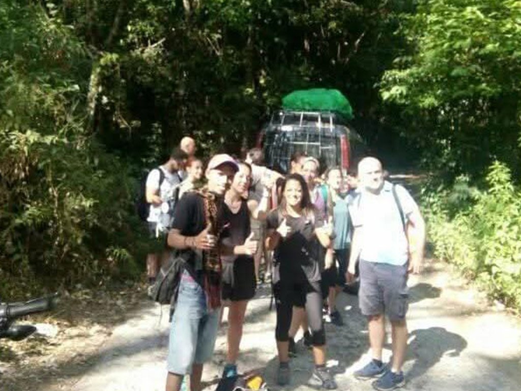 La Banera Flores Tour Gallery 2